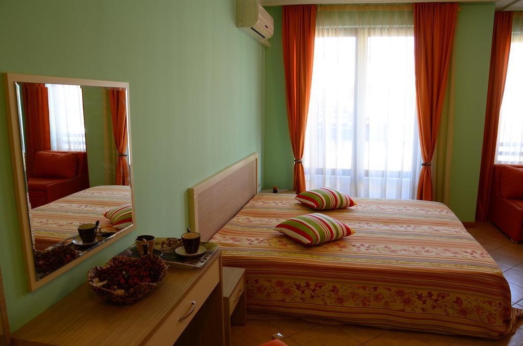 Royal Sun Apart otel Sunny Beach Oda fotoğraf